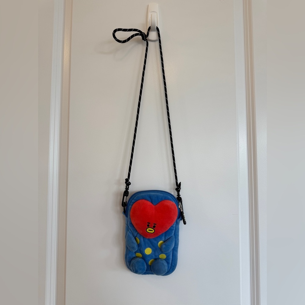 BT21 Tata Plush Crossbody Bag – BTS Official, Super Cute!